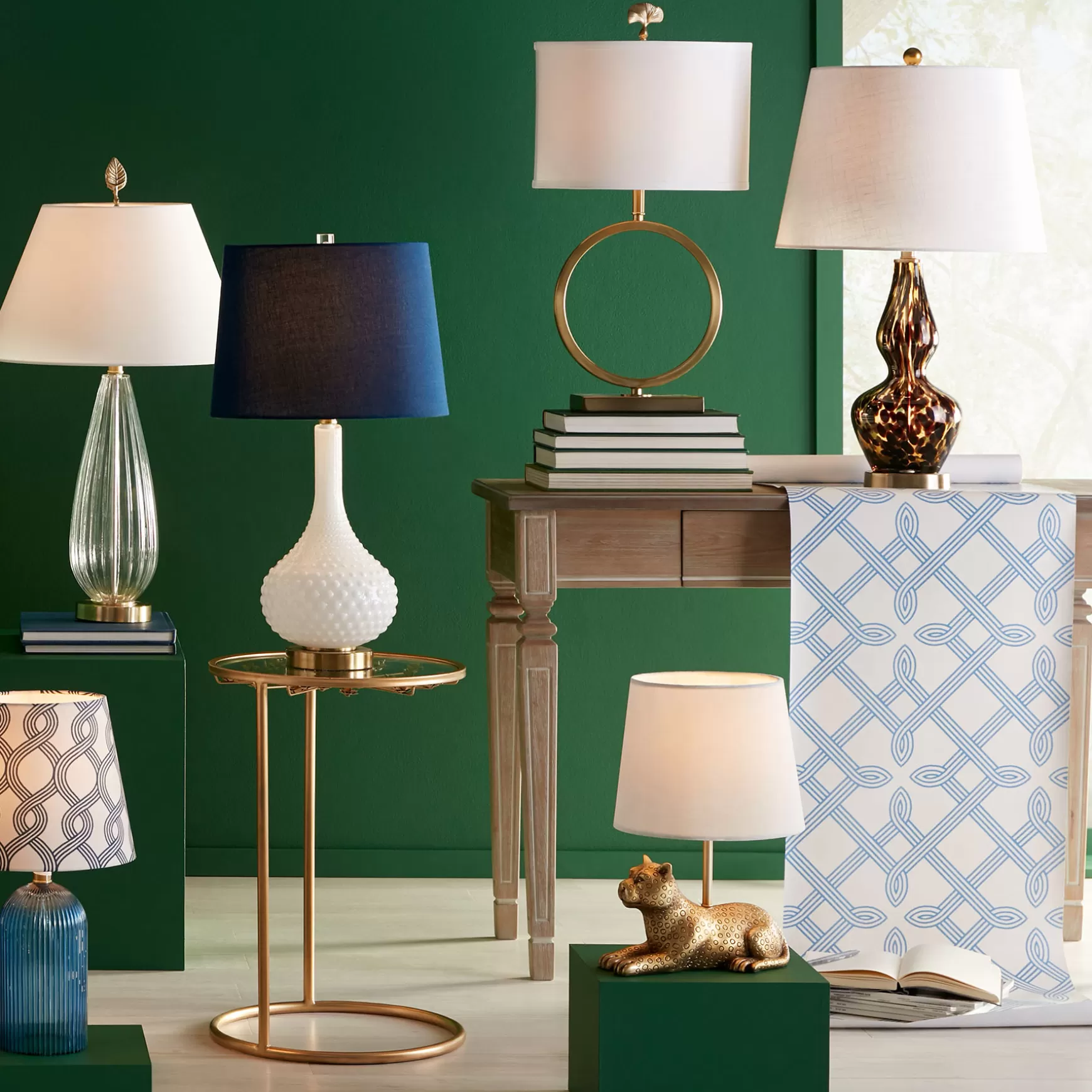 * Grace Mitchell Round Gold Accent Table With Glass Top Fashion Discount